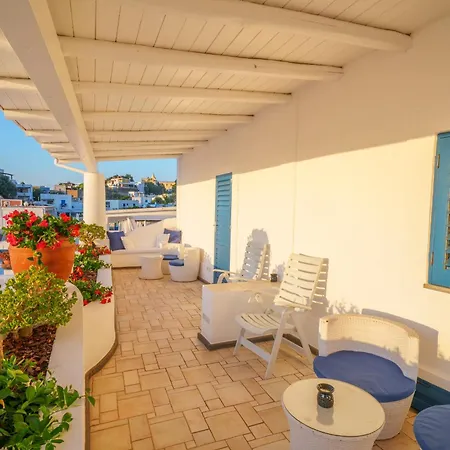 La Terrazza 3* Panarea