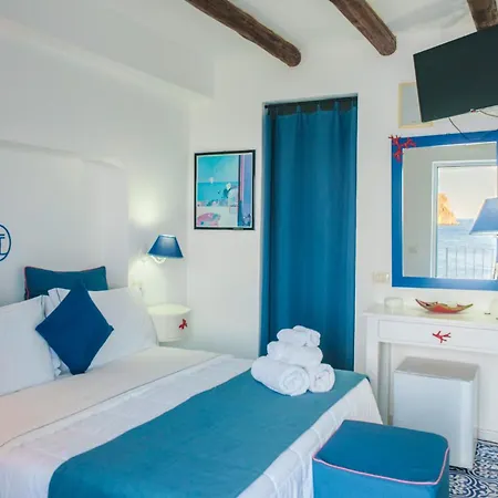 Hotel La Terrazza 3*