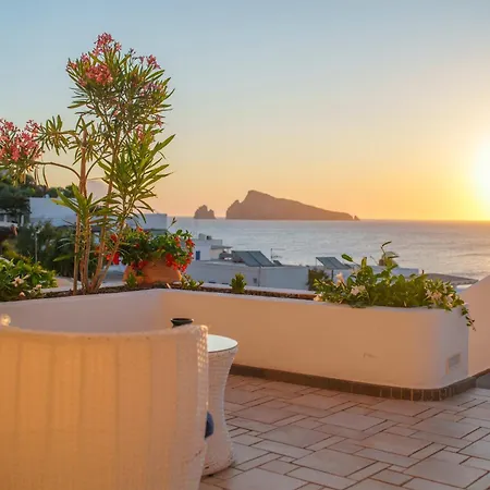 La Terrazza Hotel Panarea