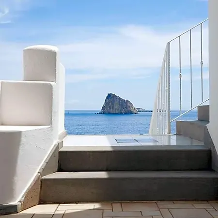 La Terrazza 3* Panarea
