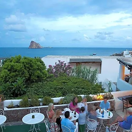 La Terrazza 3* Panarea