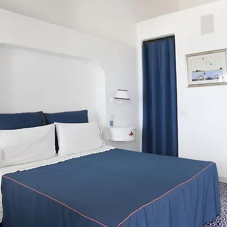 Hotel La Terrazza 3*